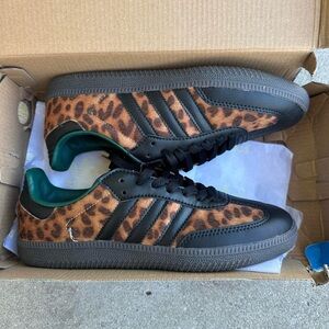 Adidas Men's Sneakers - Black and Brown Leopard Print